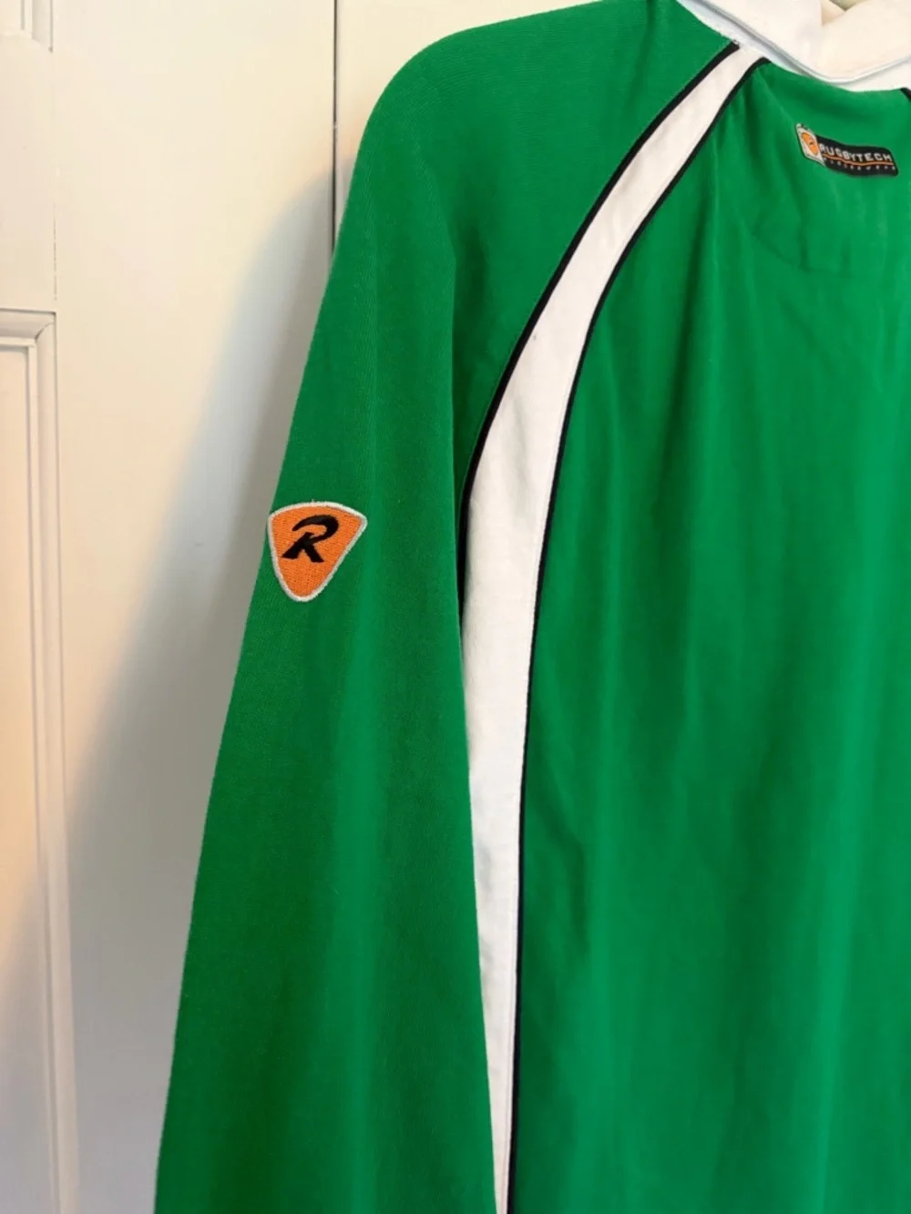 Rugbytech Ireland Rugby Jersey NWT Boys Medium Fits Women's Small Green Shamrock
